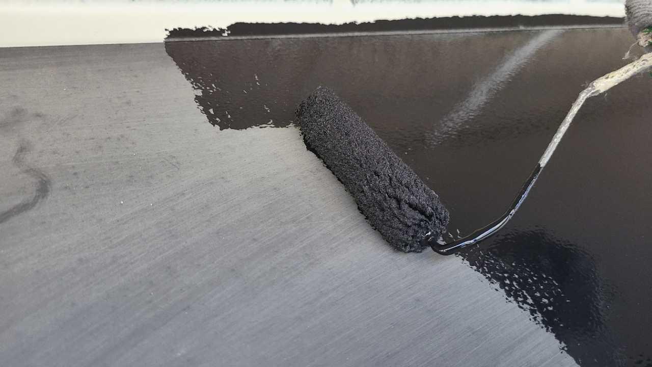 【シャッターボックス塗装】下塗り