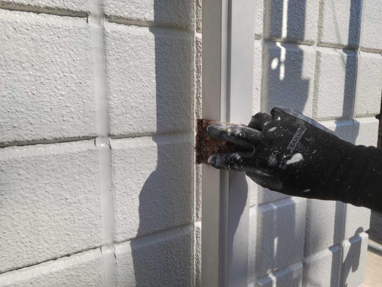 【雨樋塗装】ケレン作業