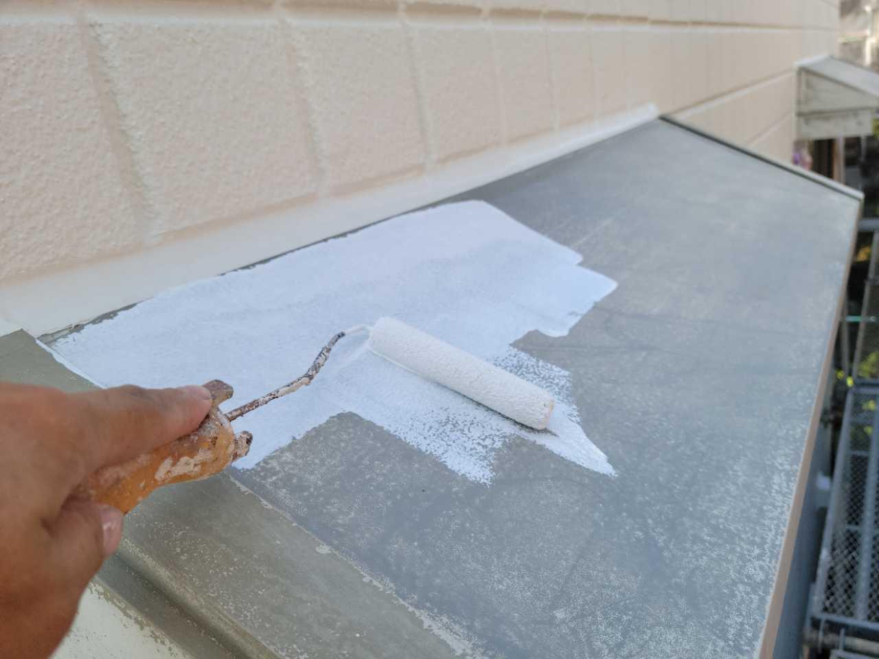 【シャッターボックス塗装】下塗り