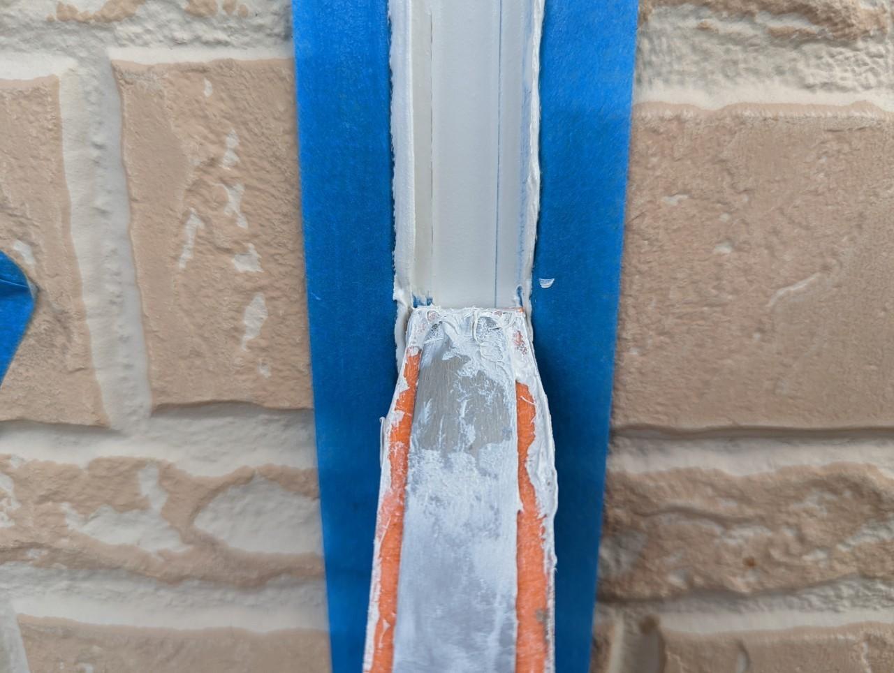 【シーリング工事】ヘラ押さえ