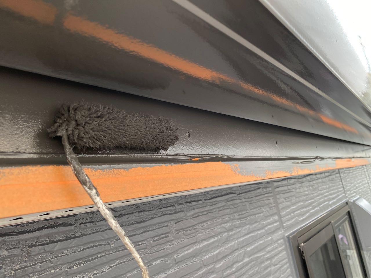 【破風・鼻隠し塗装】上塗り