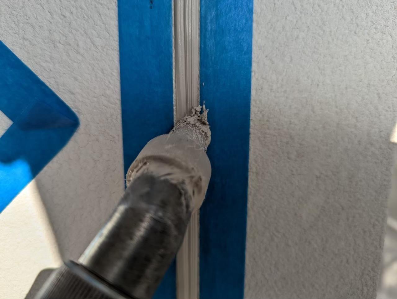 【シーリング工事】コーキング充填