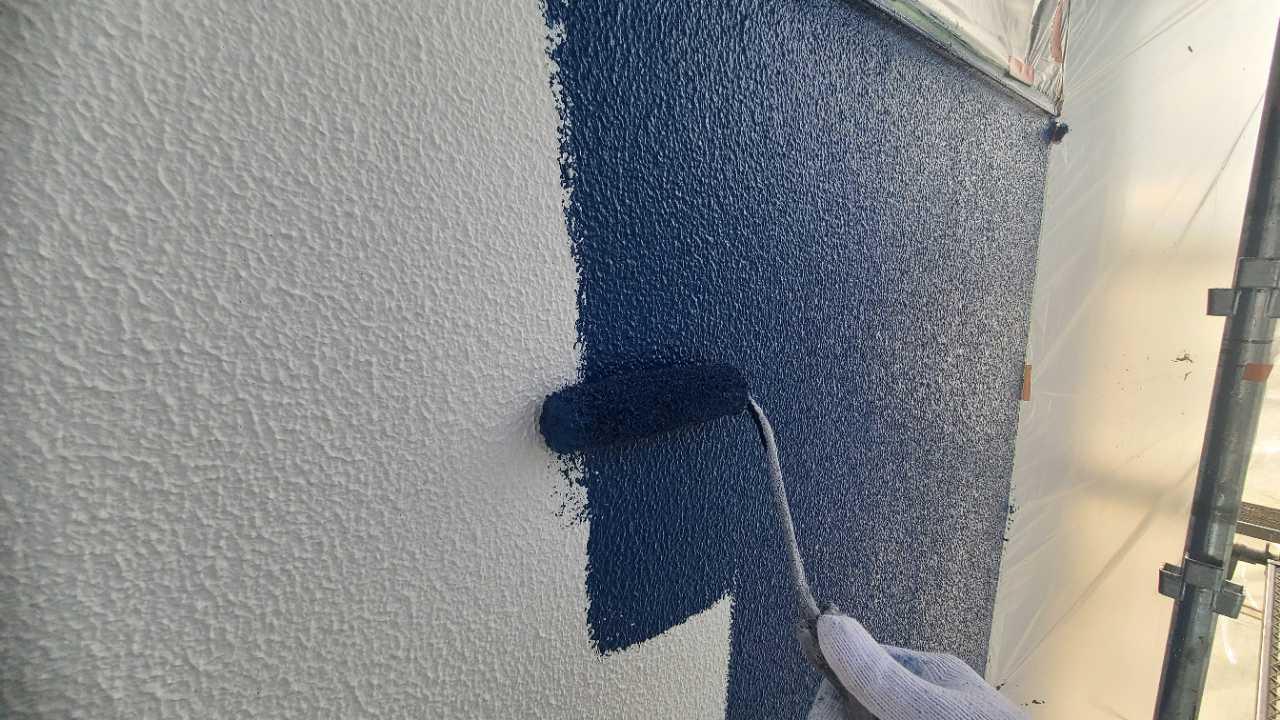 【外壁塗装1】中塗り