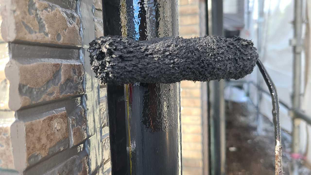 【雨樋塗装】下塗り