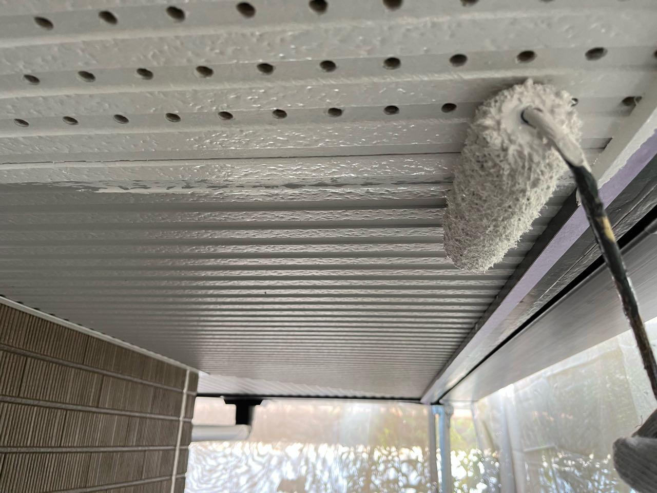 【軒天塗装】下塗り