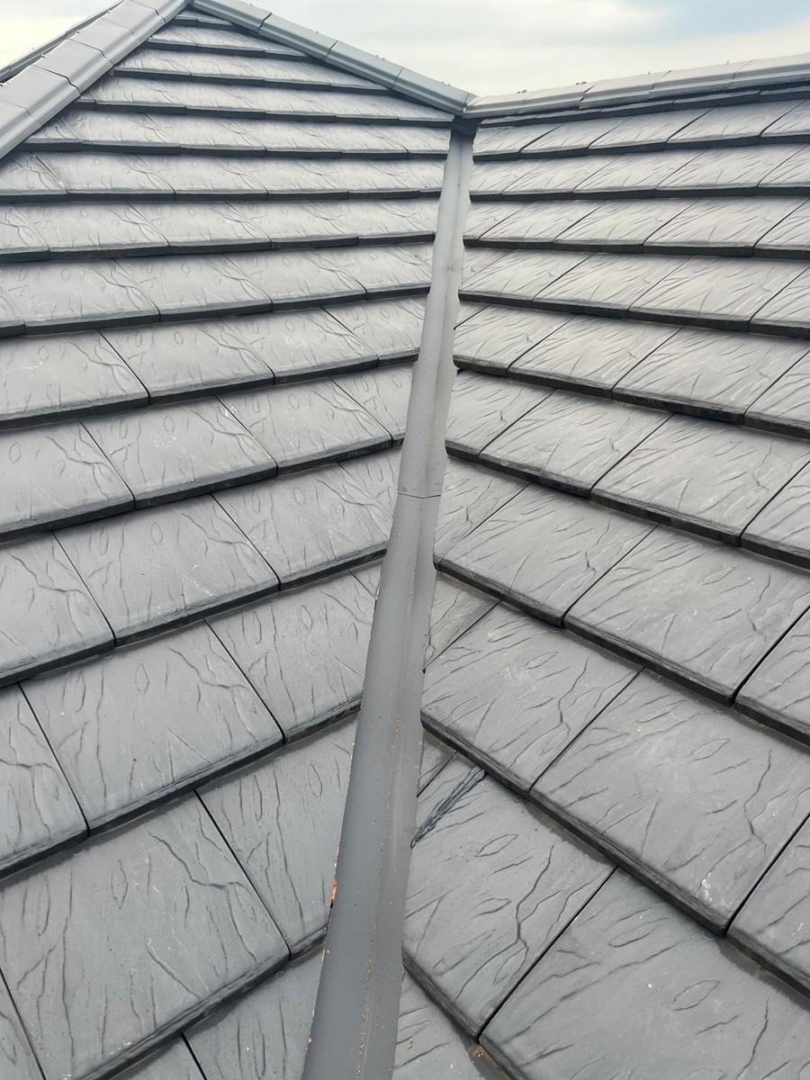 【屋根板金工事】屋根本体施工1