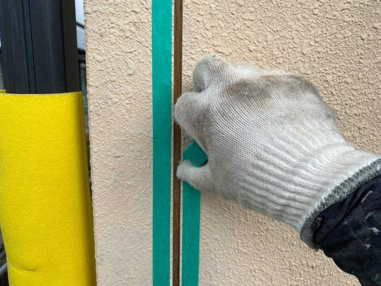 【シーリング工事】マスキング貼り