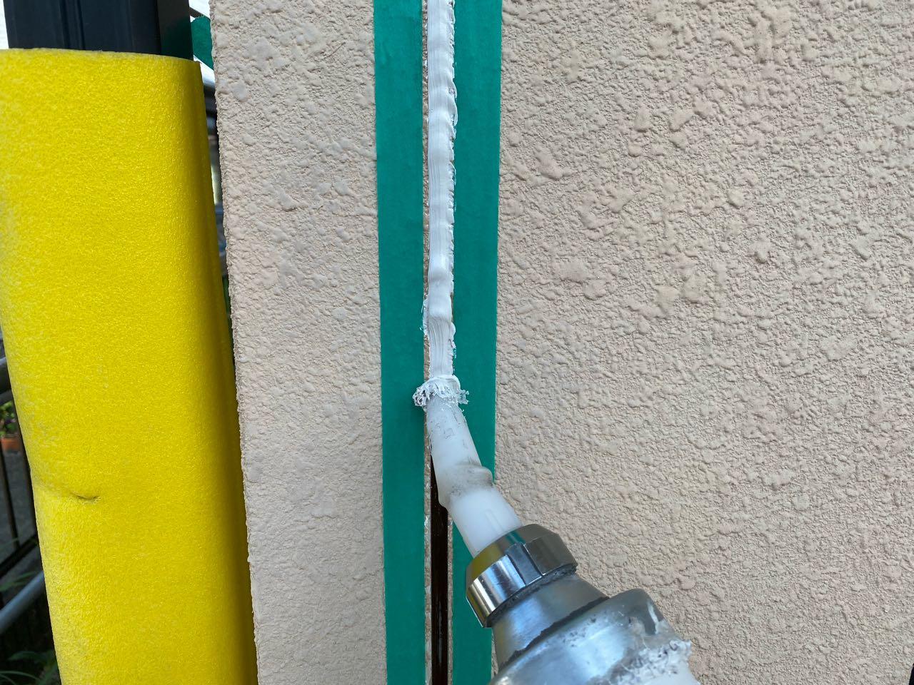 【シーリング工事】コーキング充填