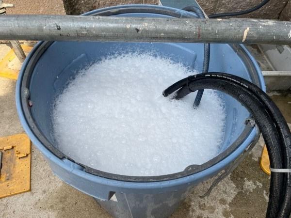 【バイオ洗剤準備】洗浄液攪拌