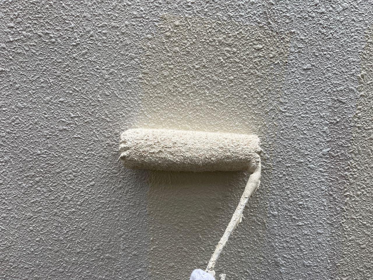 【外壁塗装1】中塗り