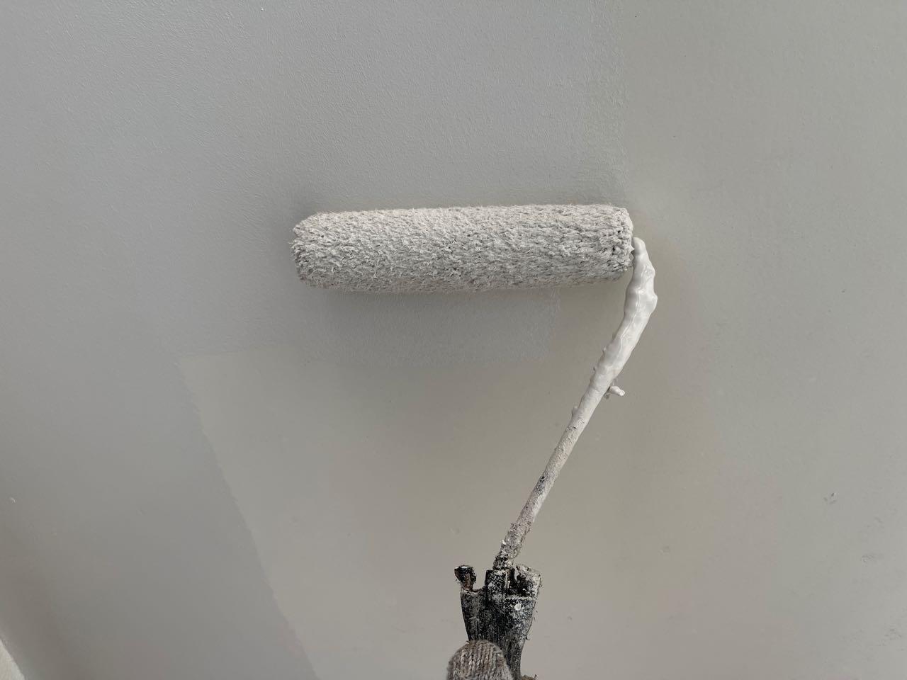 【軒天塗装】下塗り