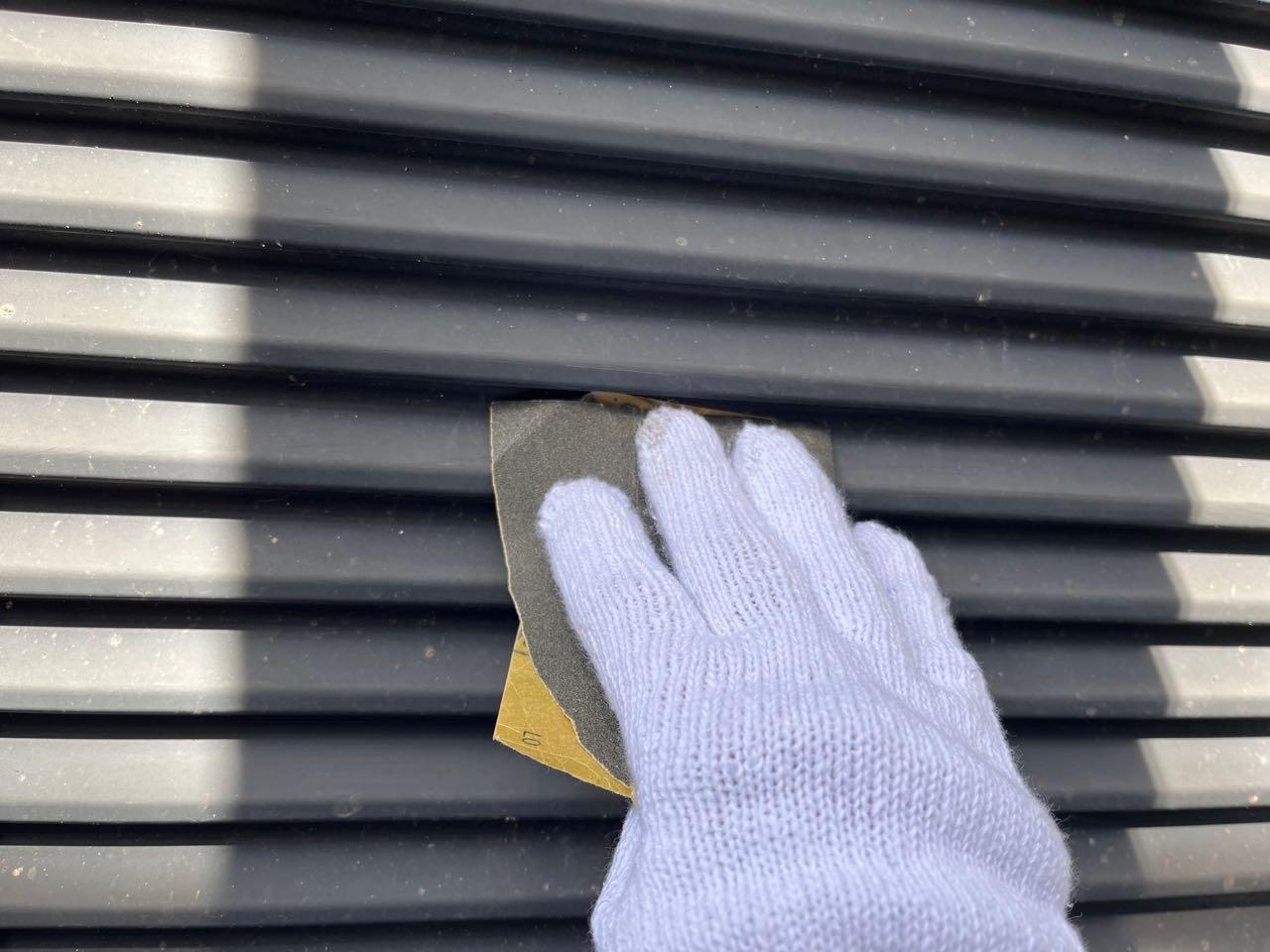 【雨戸塗装】ケレン作業