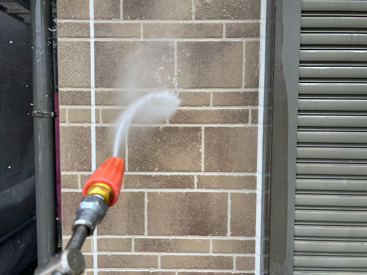 【外壁洗浄】バイオ洗剤塗布