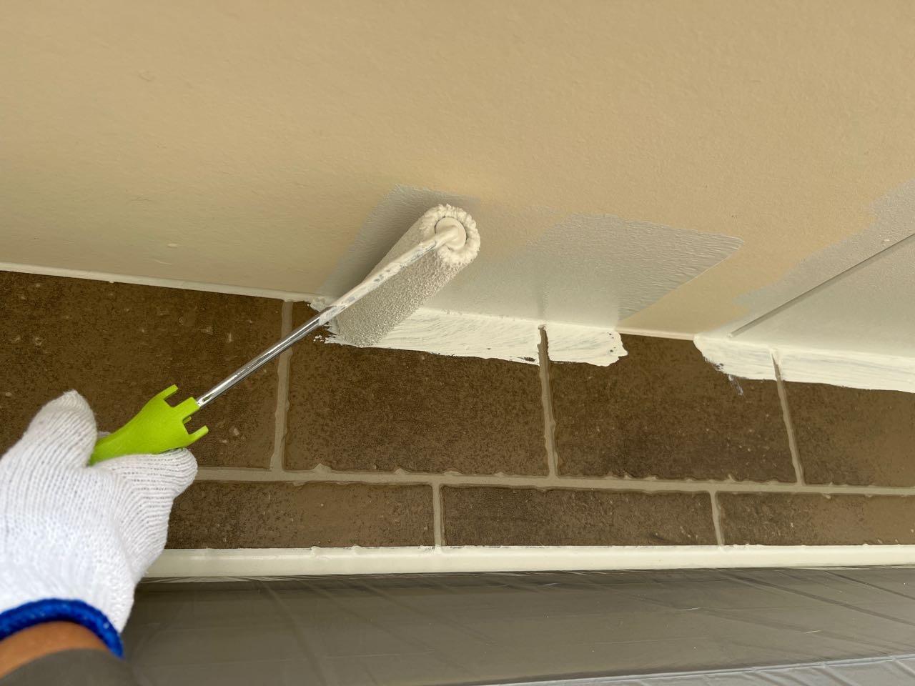 【軒天塗装】下塗り