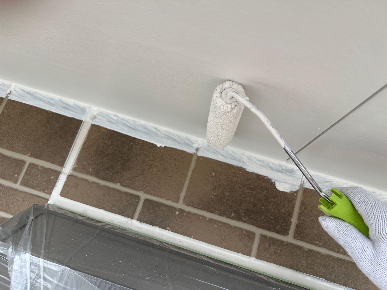 【軒天塗装】上塗り