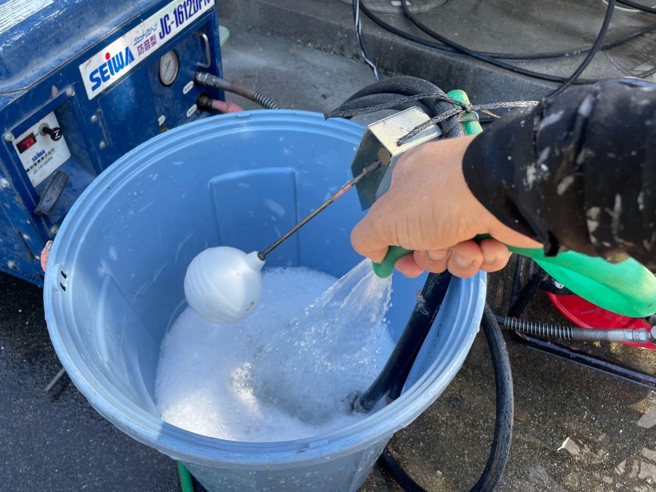 【バイオ洗剤準備】洗浄液攪拌