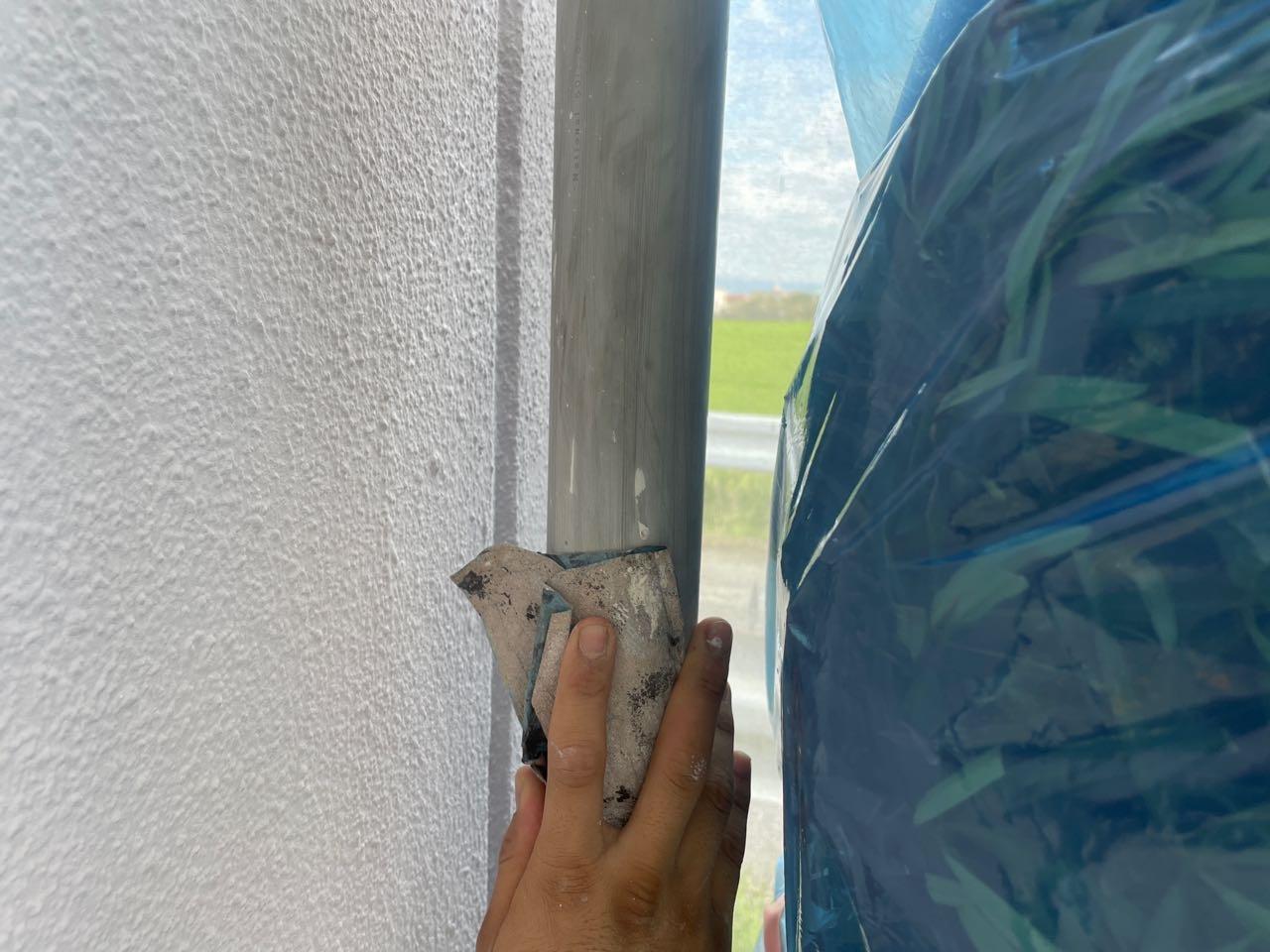 【雨樋塗装】ケレン作業