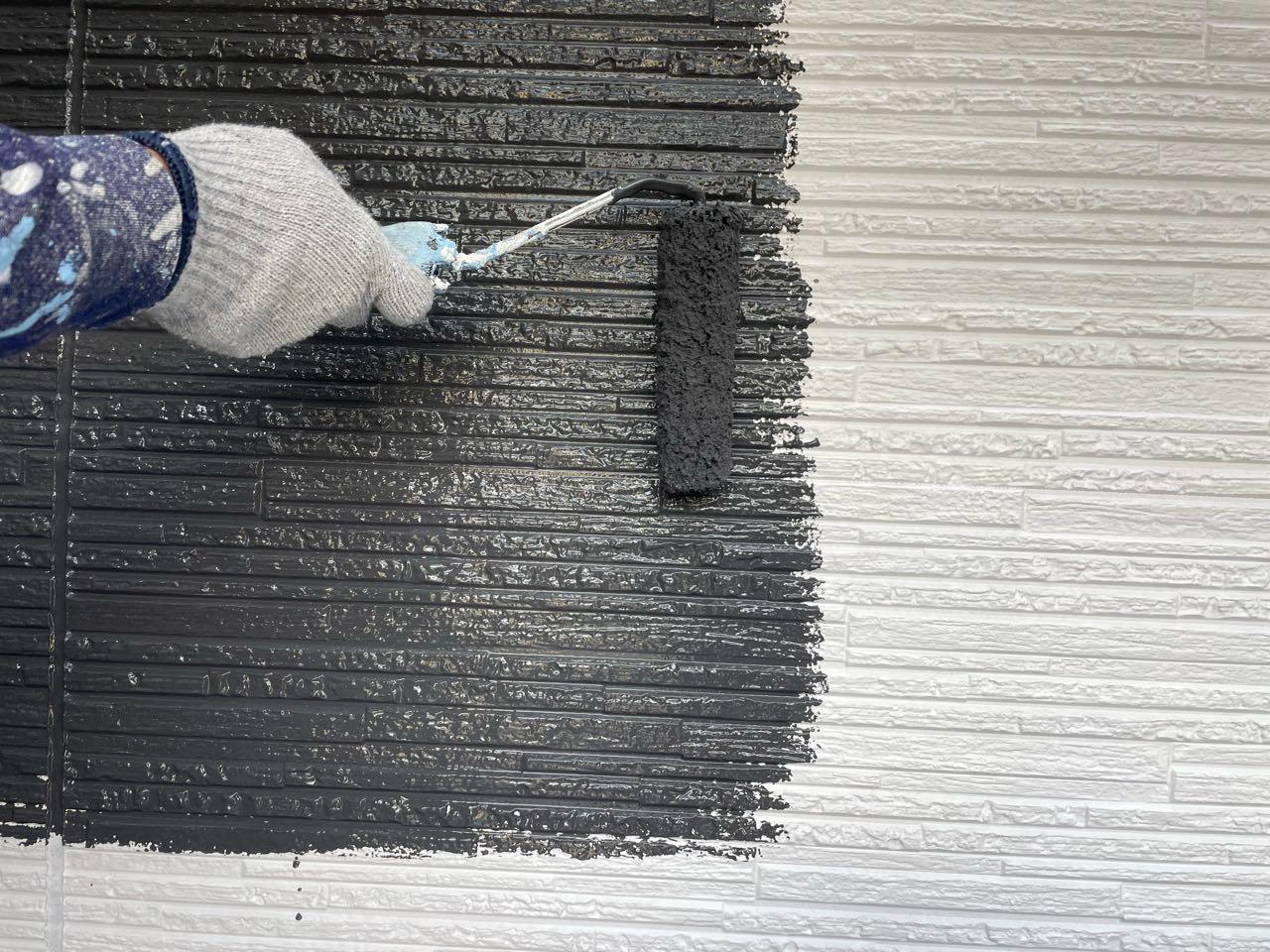 【外壁塗装1】中塗り