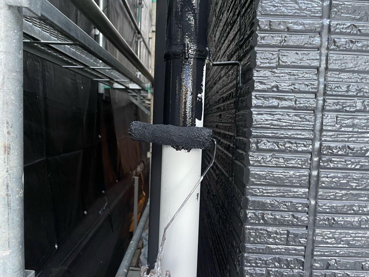 【雨樋塗装】下塗り