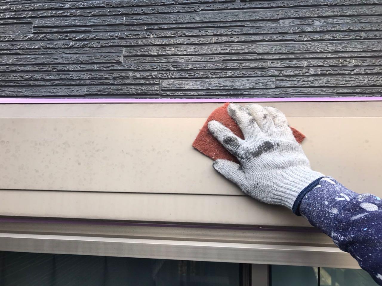 【シャッターボックス塗装】ケレン作業