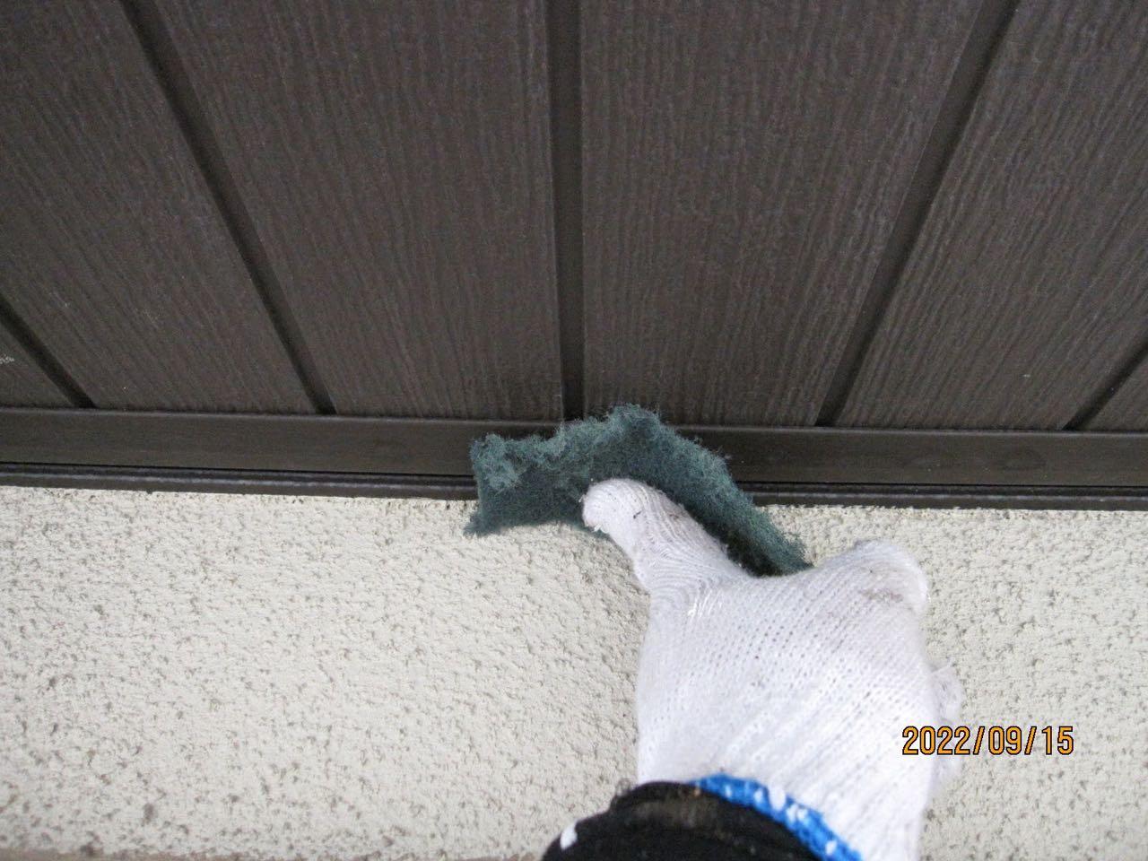 【軒天塗装】ケレン作業