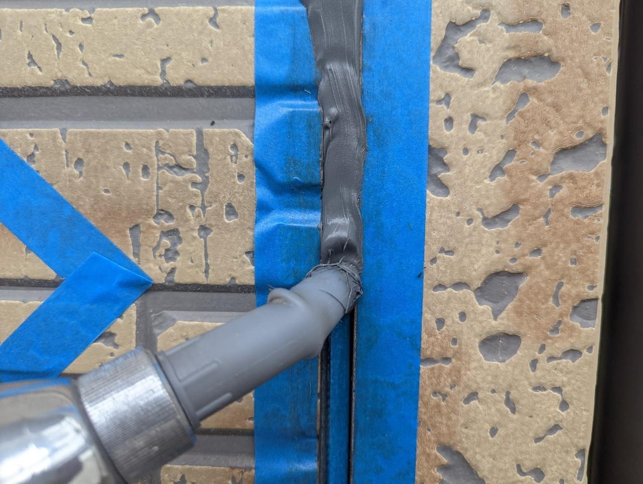 【シーリング工事】コーキング充填