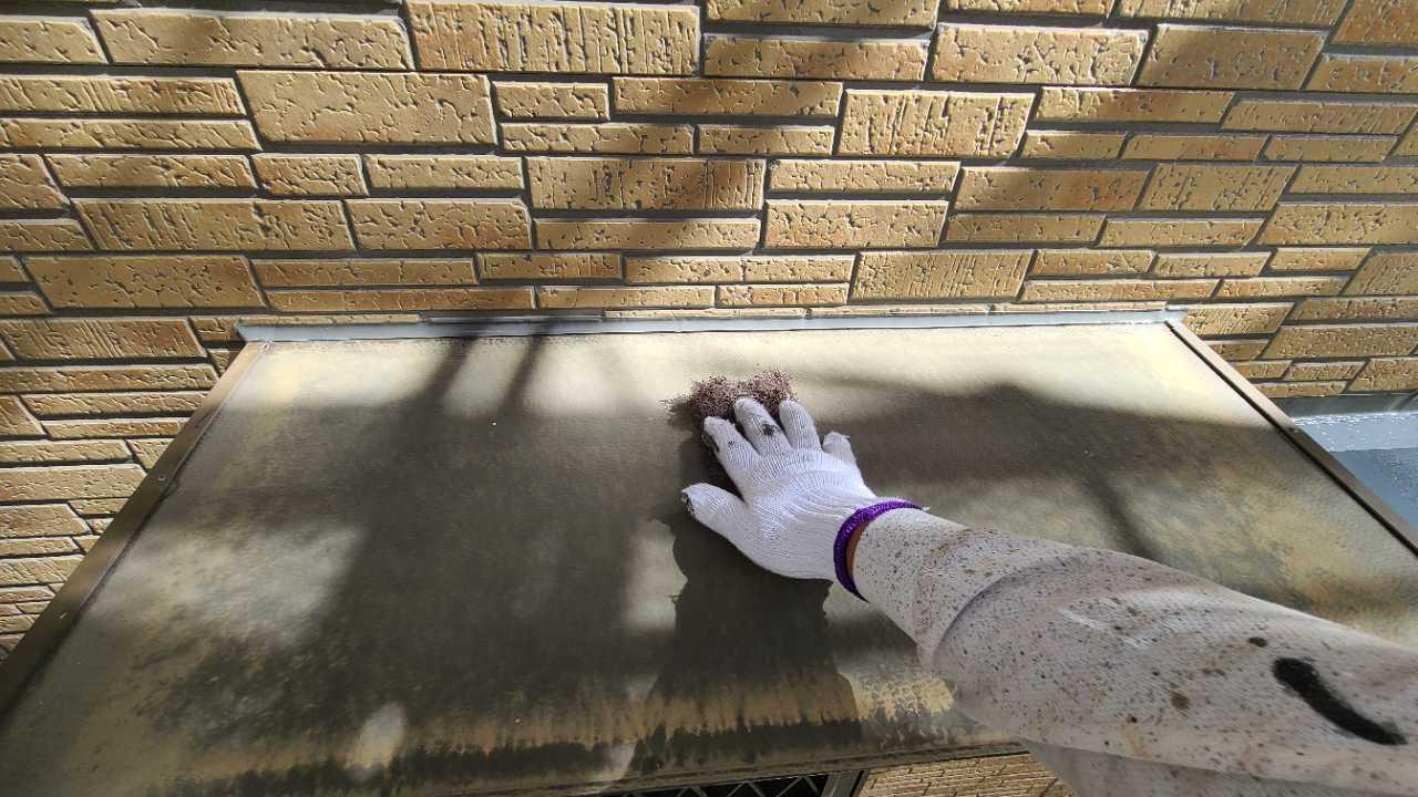 【庇塗装】ケレン作業