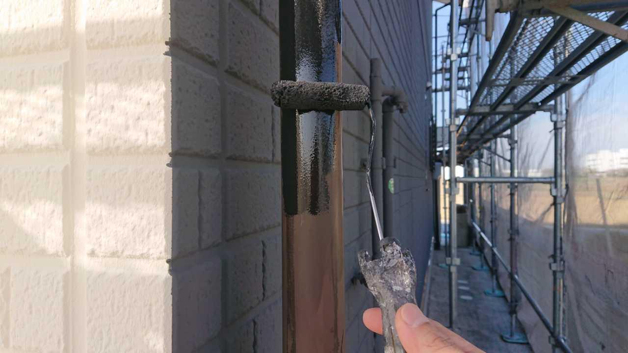 【雨樋塗装】下塗り