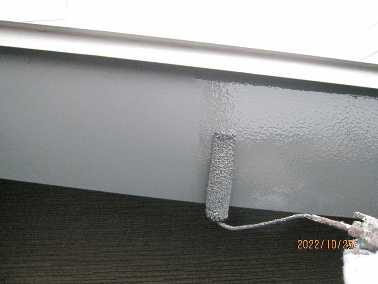 【破風・鼻隠し塗装】上塗り