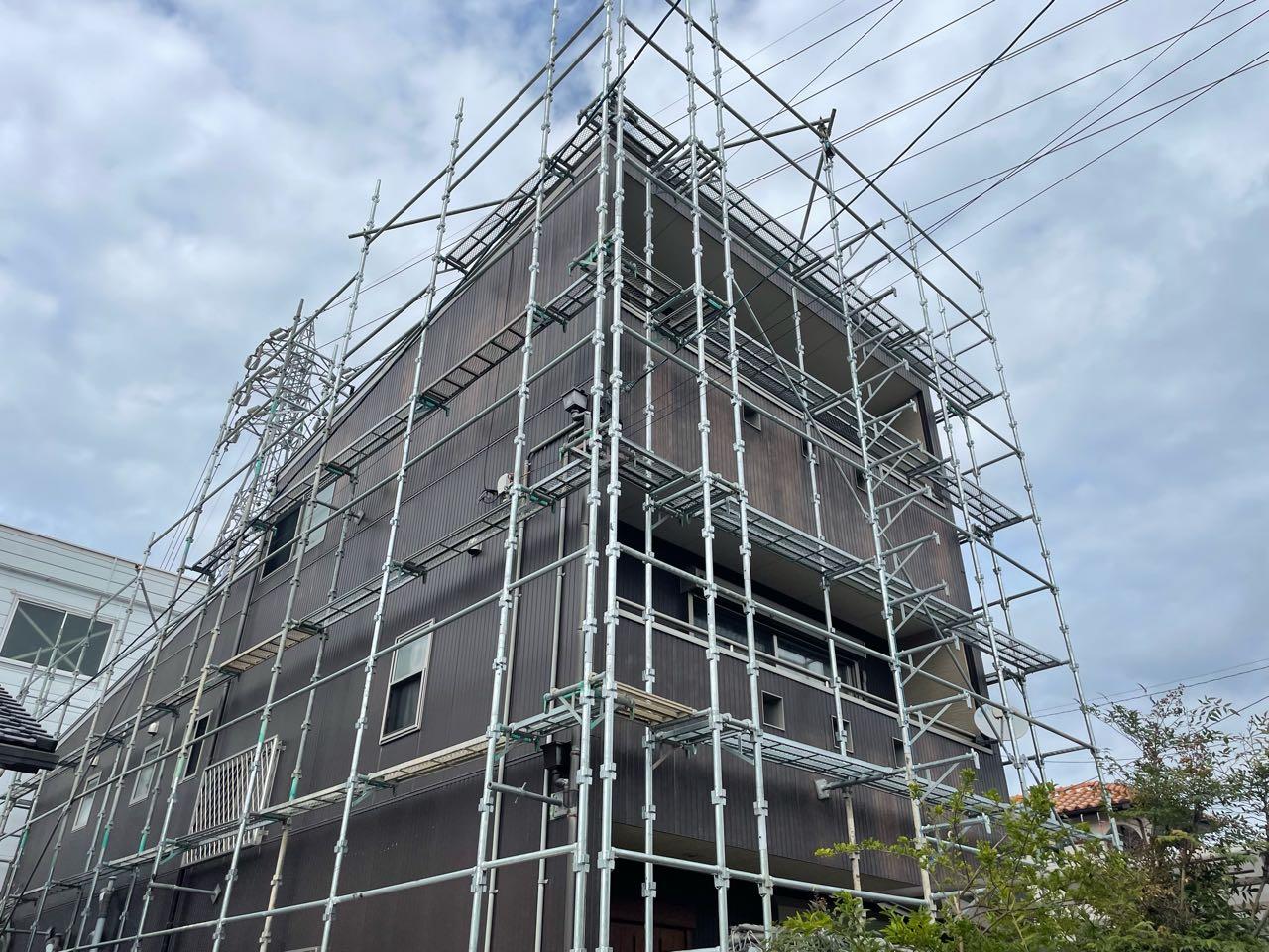 【足場設置工事】設置中