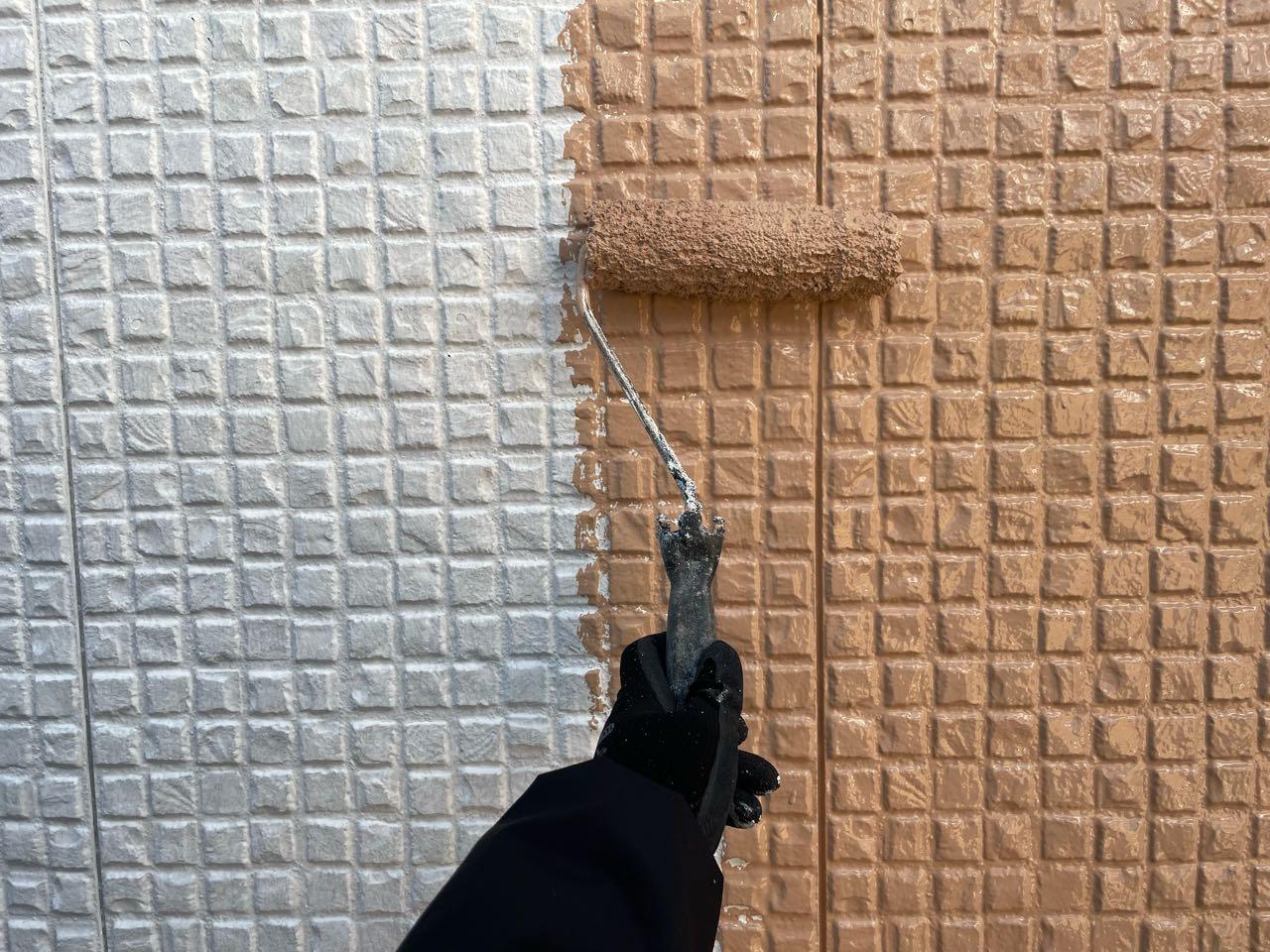 【外壁塗装1】中塗り