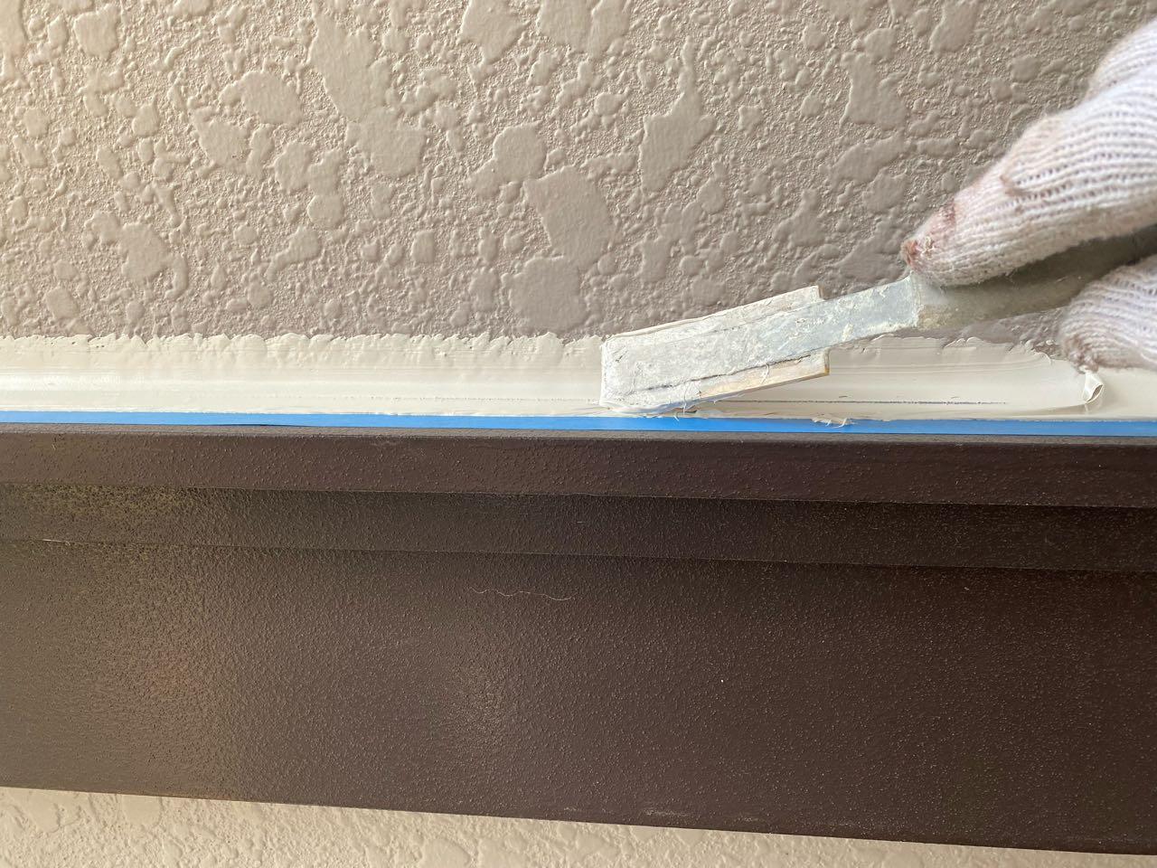 【シーリング工事】ヘラ押さえ