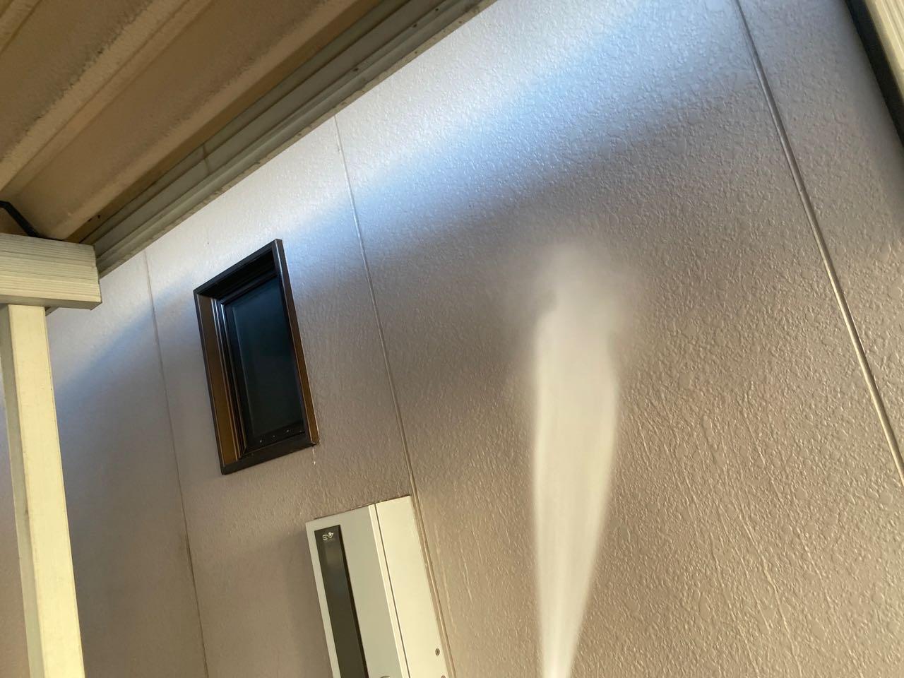 【外壁洗浄】バイオ洗剤塗布