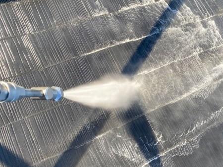 【屋根洗浄】高圧水洗浄