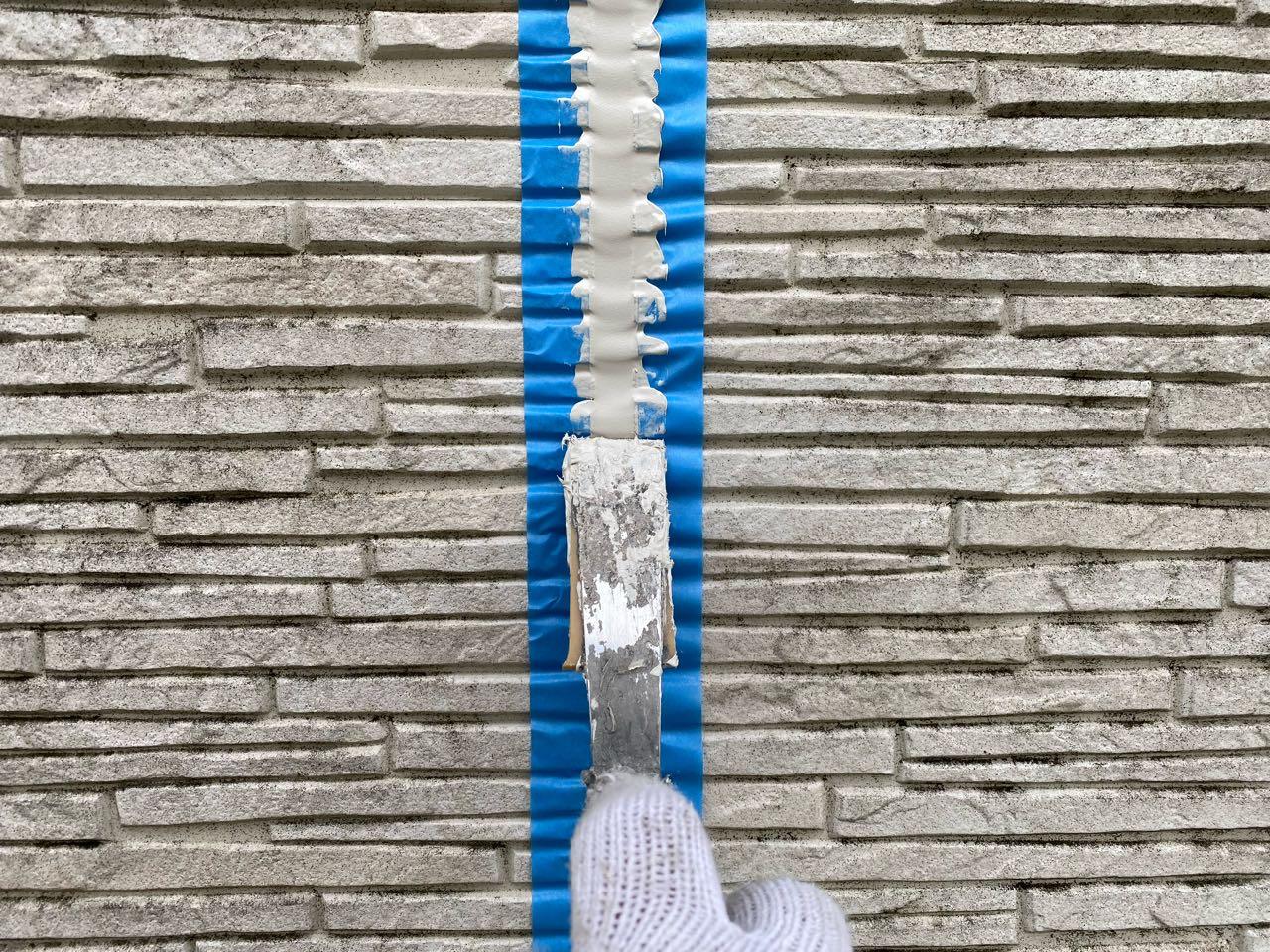 【シーリング工事】ヘラ押さえ