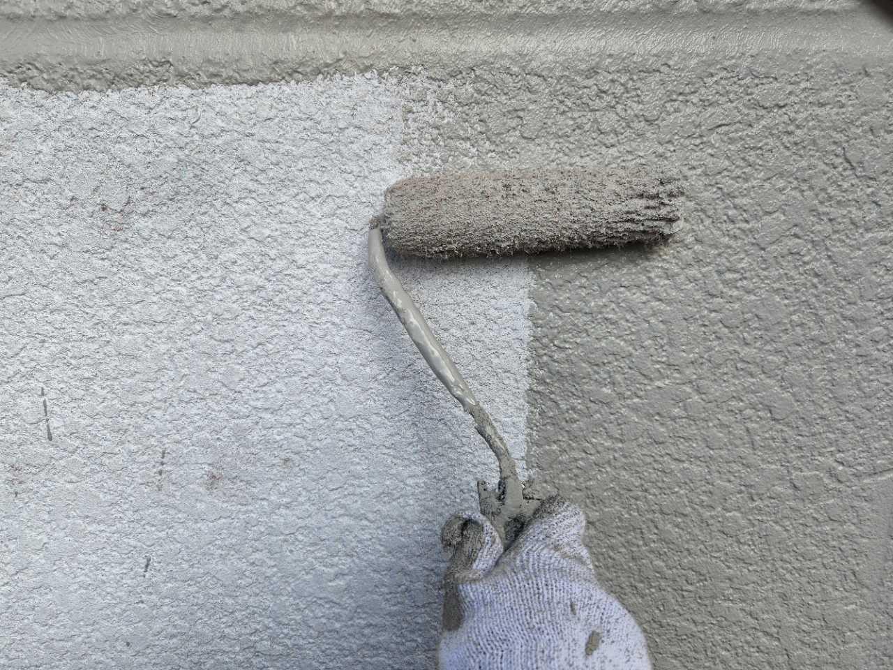 【外壁塗装1】中塗り