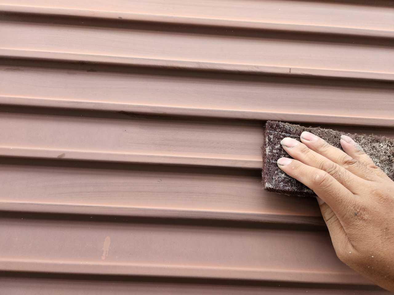 【雨戸塗装】ケレン作業