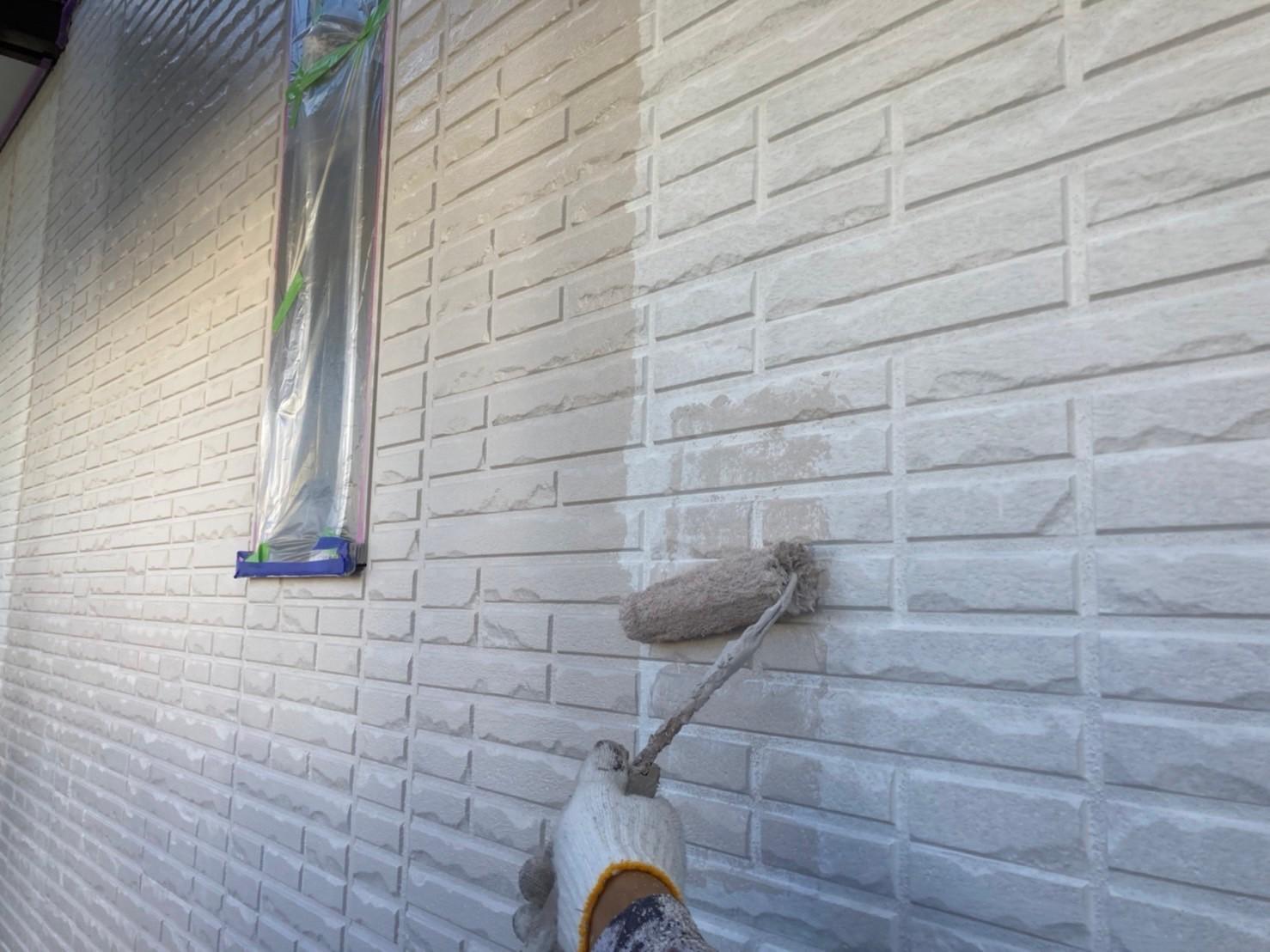 【外壁塗装1】中塗り