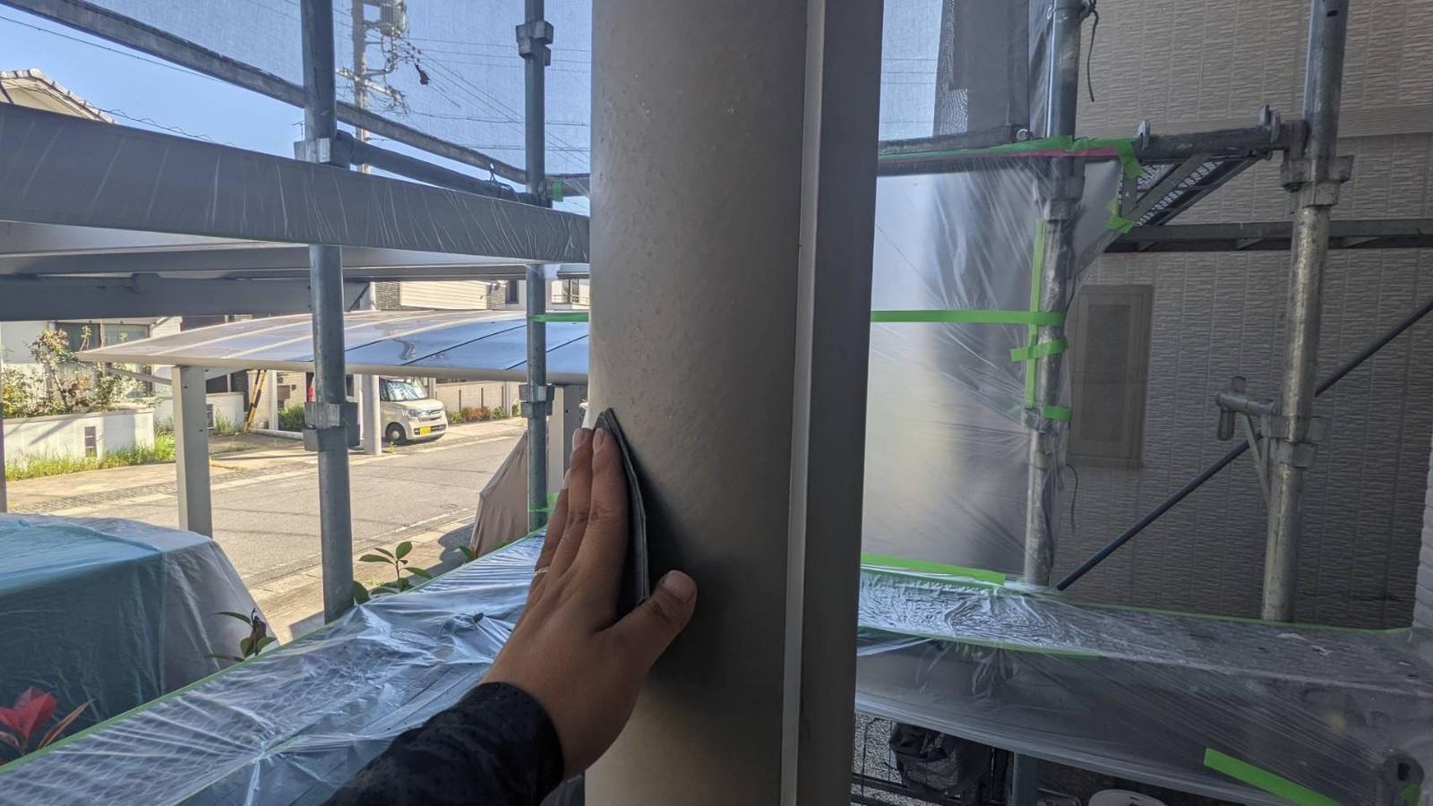 【雨樋塗装】ケレン作業