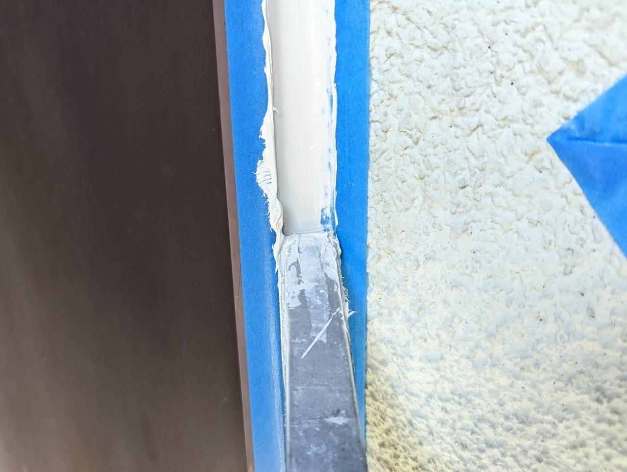 【シーリング工事】ヘラ押さえ