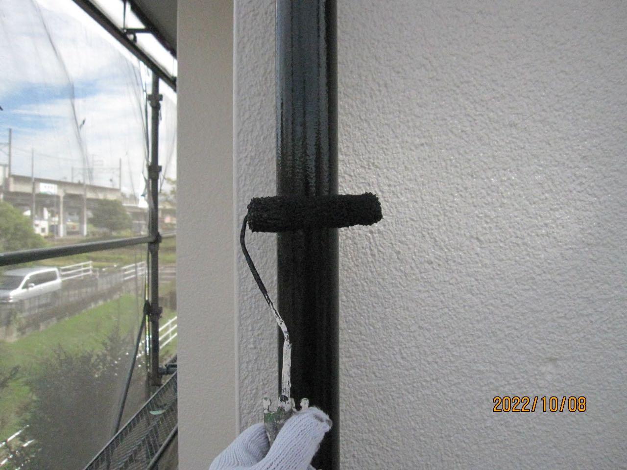 【雨樋塗装】上塗り