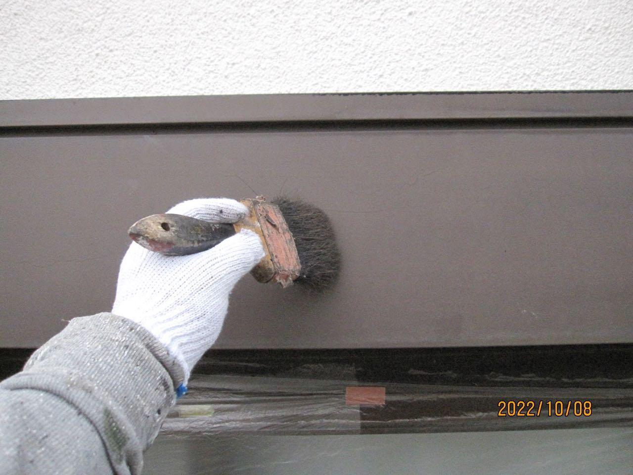 【シャッターボックス塗装】ケレン作業