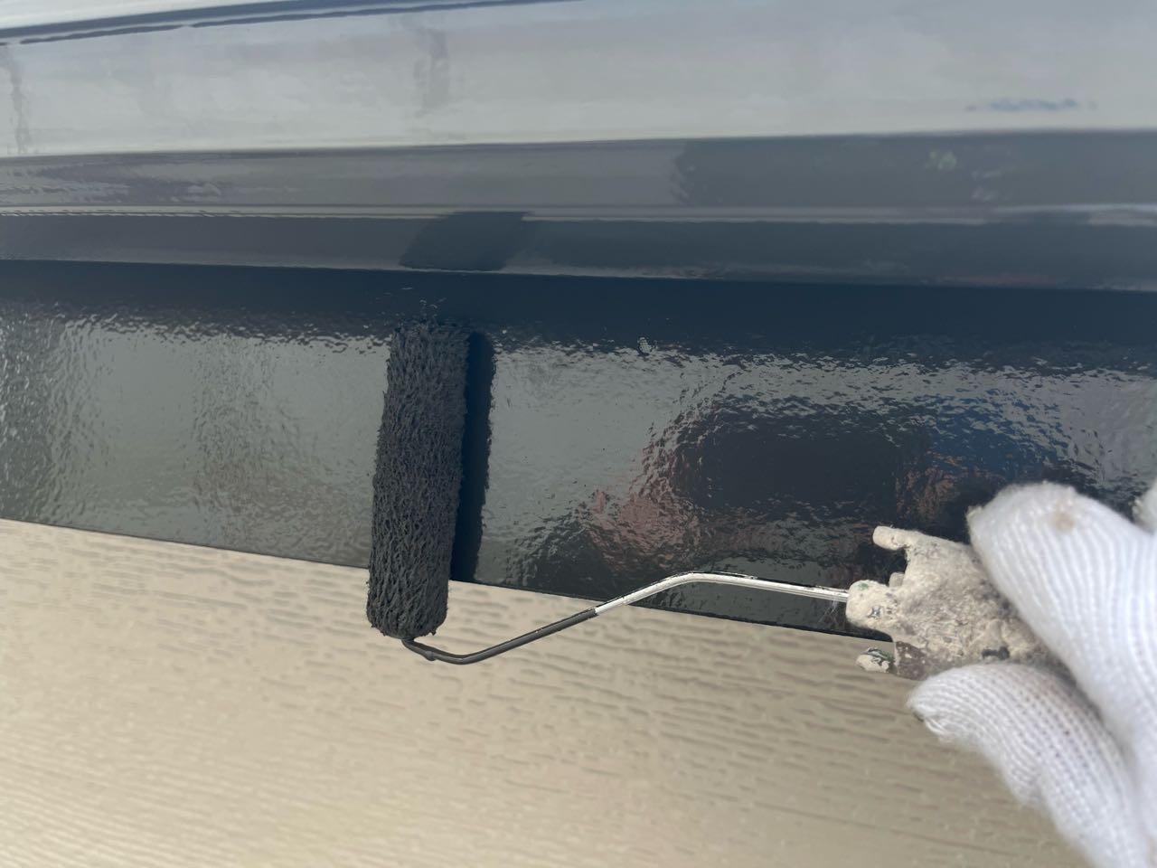 【破風・鼻隠し塗装】上塗り