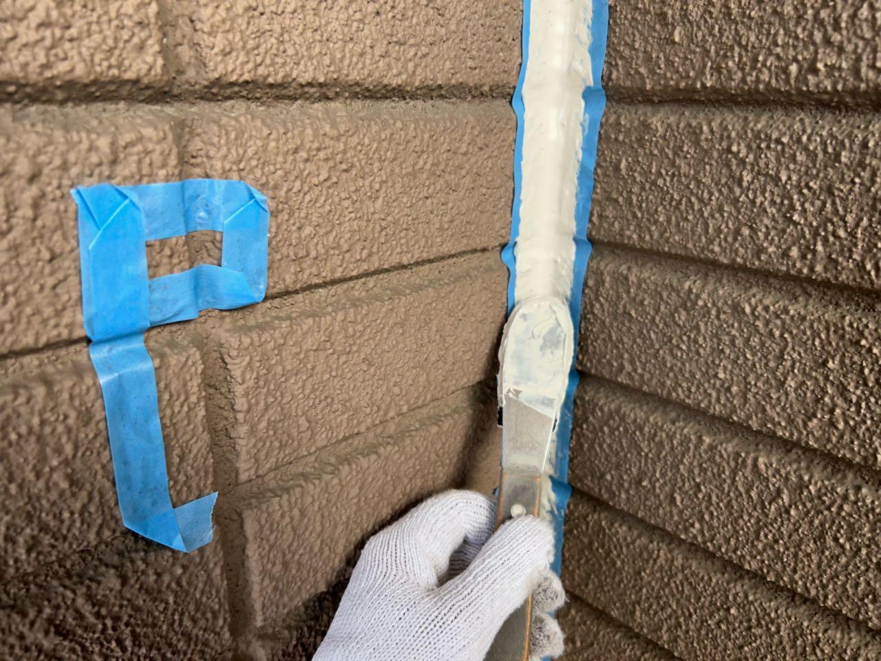 【シーリング工事】ヘラ押さえ