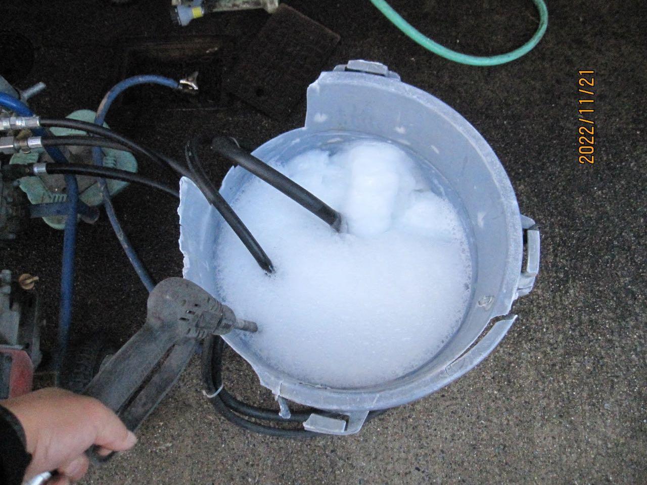 【バイオ洗剤準備】洗浄液攪拌