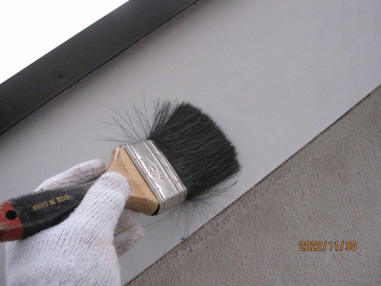 【破風・鼻隠し塗装】ケレン作業