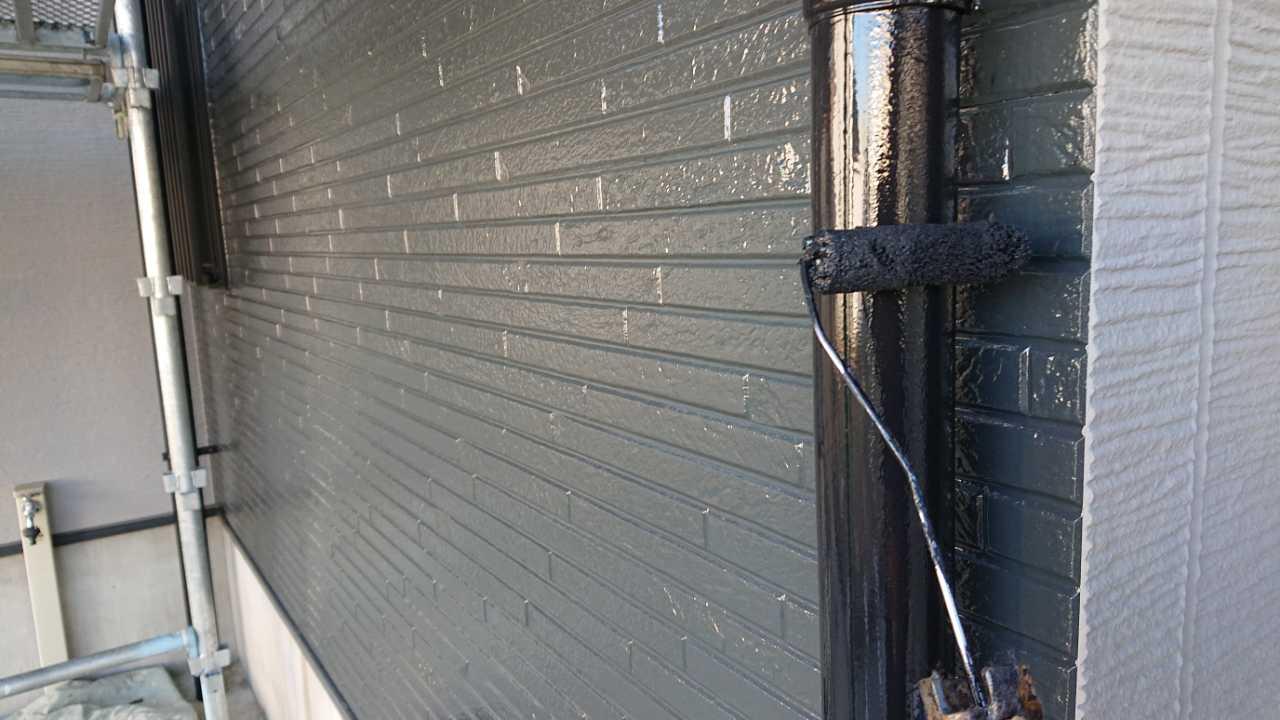 【雨樋塗装】上塗り