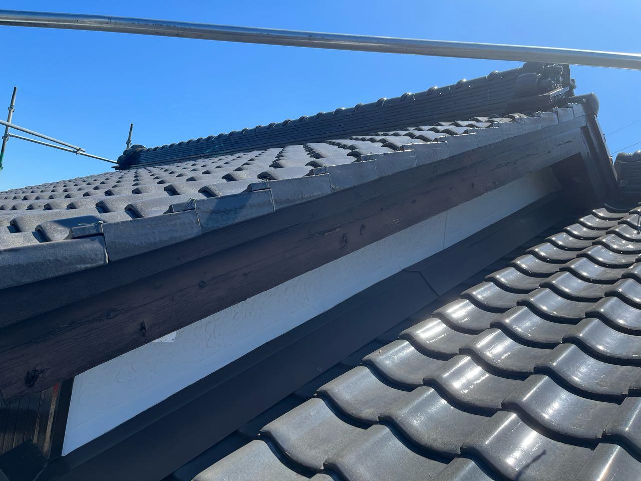 【破風・鼻隠し板金工事】施工前