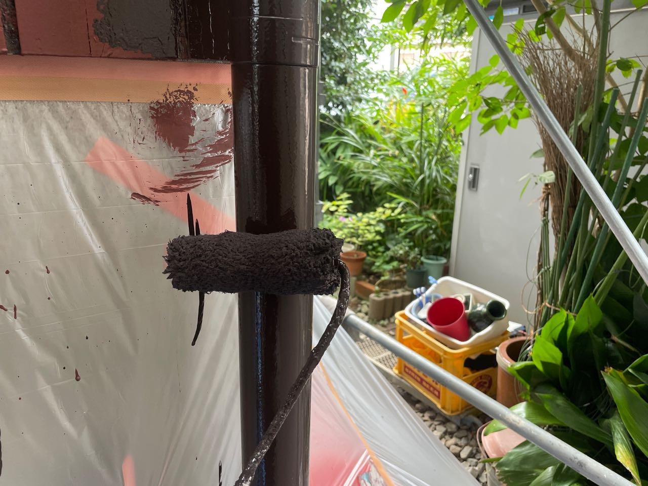 【雨樋塗装】下塗り