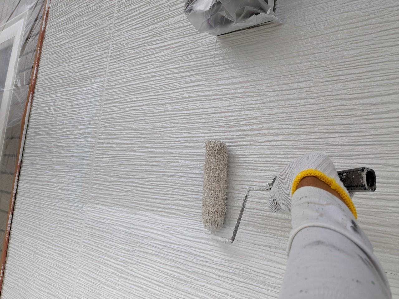 【外壁塗装1】中塗り